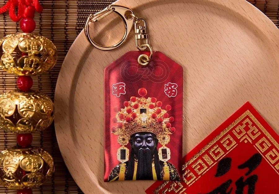 讓城隍爺陪你外出有保庇！悠遊卡公司再發信仰系列造型悠遊卡