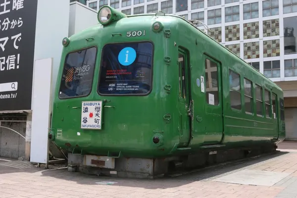 圖5 東急5000系電車「綠青蛙」已經從澀谷退役至秋田縣(圖片提供 一般財團法人澀谷區觀光協會).j