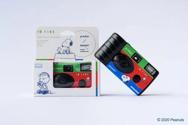 SNOOPY Meets Local 台味日常・底片相機 NT$ 679（7折，原價NT$ 970）
