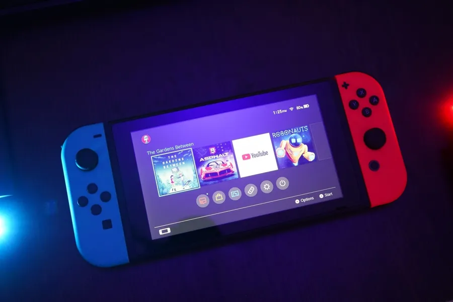 宅經濟紅利到盡頭了？任天堂Switch Lite買氣腰斬、營收表現低於預期
