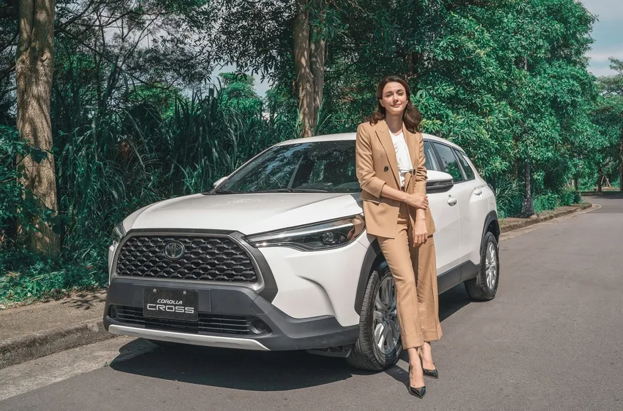 TOYOTA COROLLA CROSS x 瑞莎 邀您一同《跨越時空，相約一年後的故事》