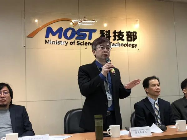 羅夢凡司長