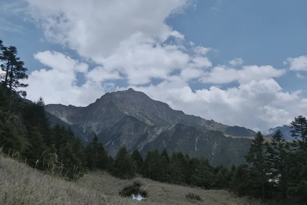SD ISSUE 03 山之道 南湖大山 Rockland 03.jpeg