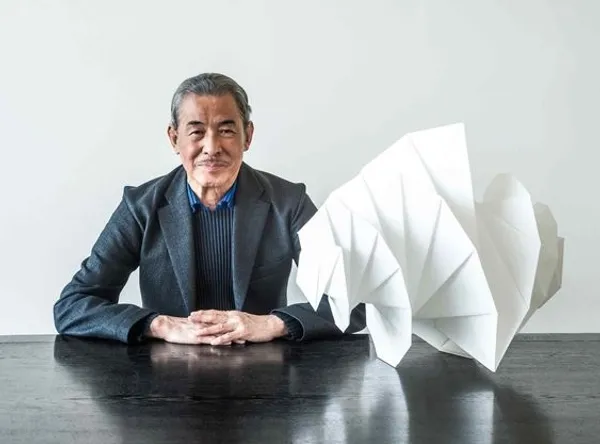 日本傳奇設計師三宅一生逝世：他是什麼樣的人、設計背後與人生「褶」學？一次回顧