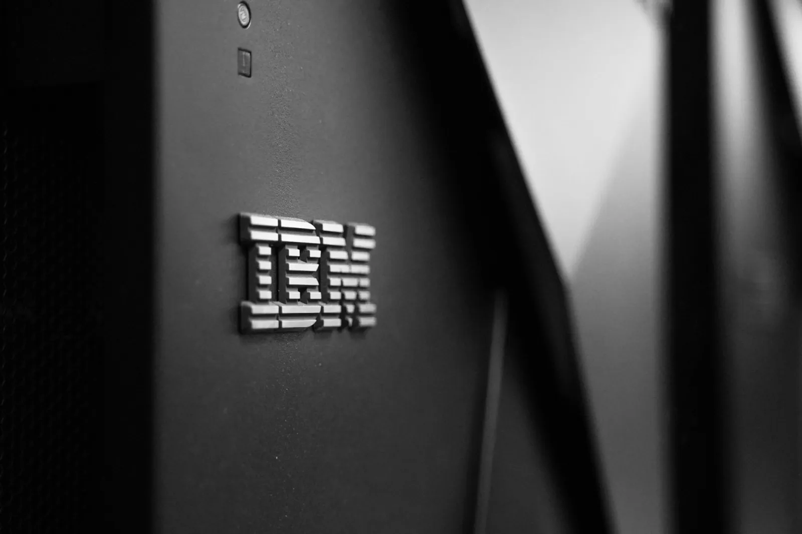 IBM 人資團隊運用 AI 省下逾萬小時！AI 如何與 HR 結合應用？
