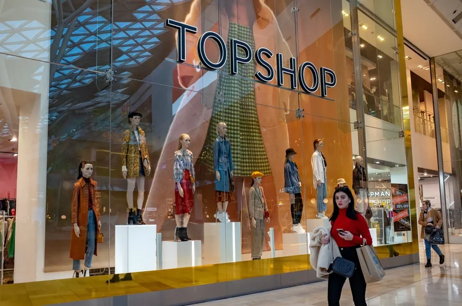 緊急貸款也難挽頹勢！英國兩大零售業瀕臨破產，2.5萬名員工恐一夕失業