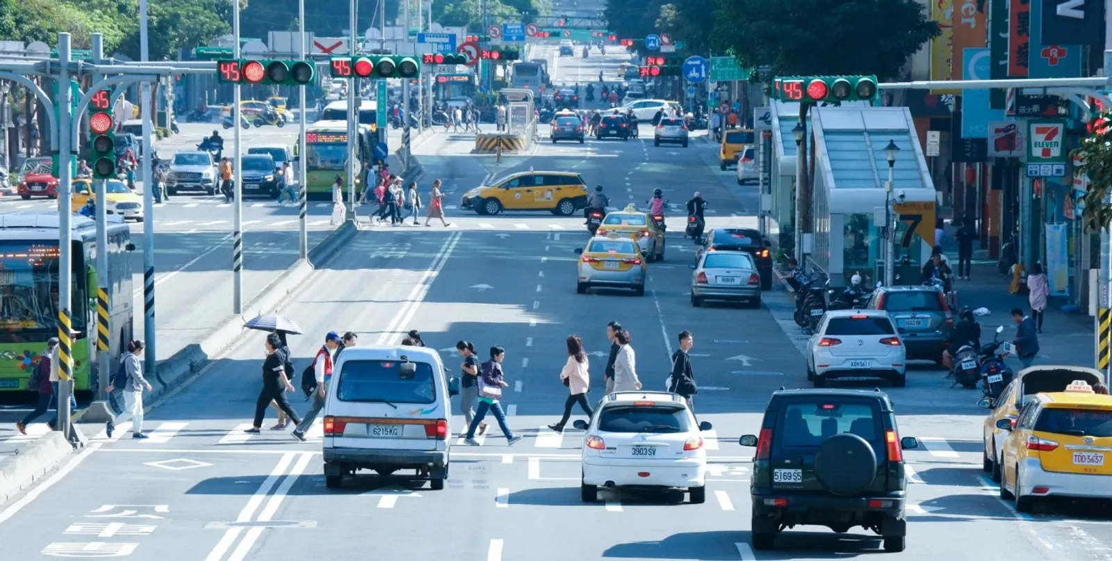 春節上路就靠它們！超實用 5 款 APP，結合科技讓出遊更有效率