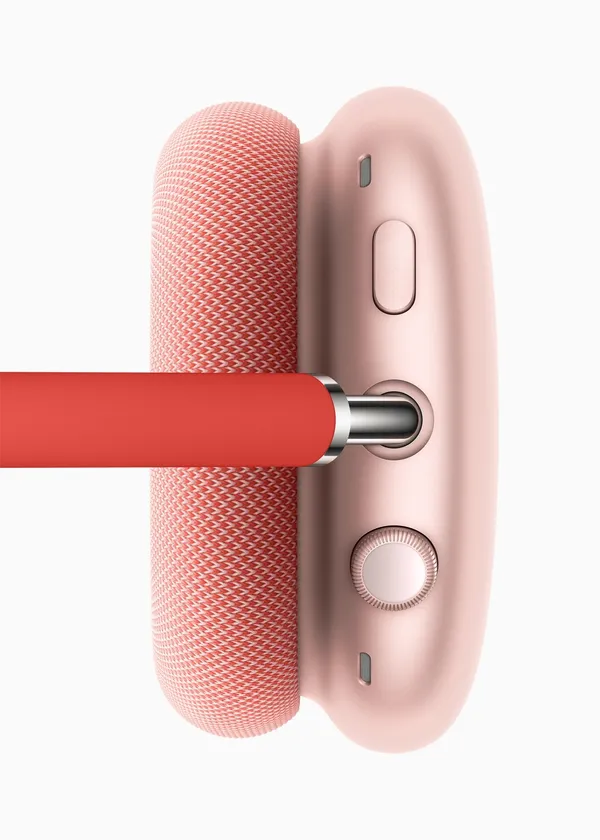 apple_airpods-max_top-red_12082020_carousel.jpg.la
