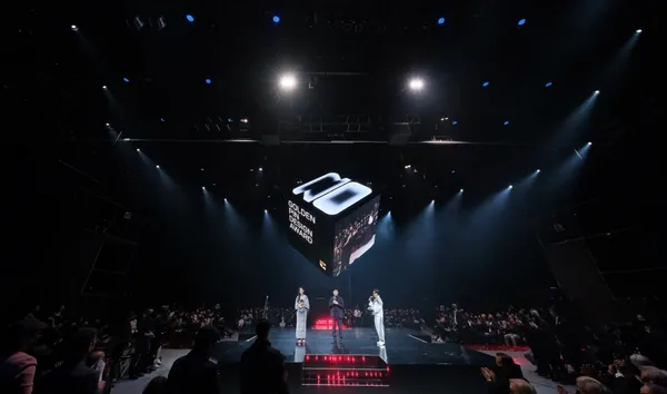 2020金點設計獎以四面開放型舞台，打造超越往年的高規格典禮。.jpg