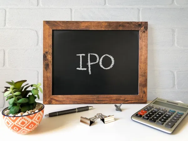 IPO