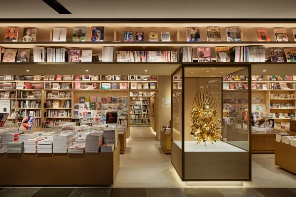 蔦屋銀座藝術書店 04.jpg