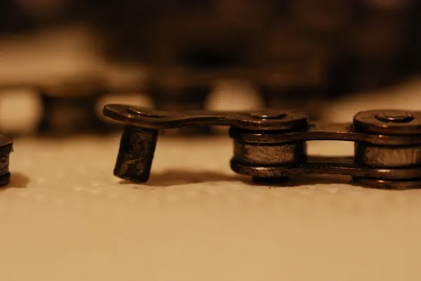 chain fracture