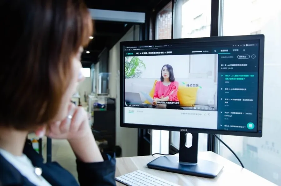 後疫情翻新學習型態，線上課程熱搜度飆升 200%！知識生態系成為業界新趨勢