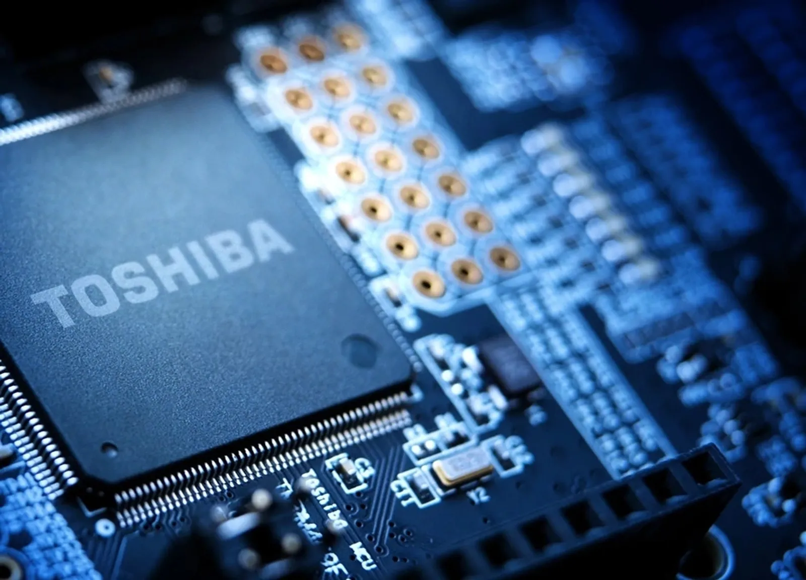 TOSHIBA 棄守筆電市場，反映的是日本製造業的共同危機？