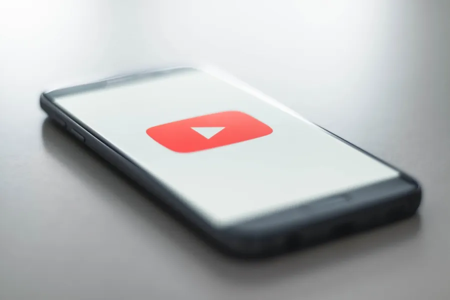 YouTube 擬加入「一鍵購買」新功能，有望成最大電商導購平台