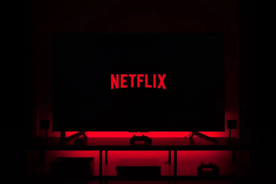 Netflix 致股東信揭密：訂戶破 2 億，仍怕對手超車？影音巨頭風光背後的 2 大威脅