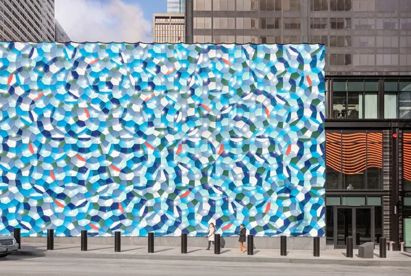 olafureliasson_芝加哥波浪牆_03.jpg