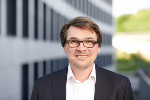 德州儀器動力傳動系統總經理 Karl-Heinz Steinmetz