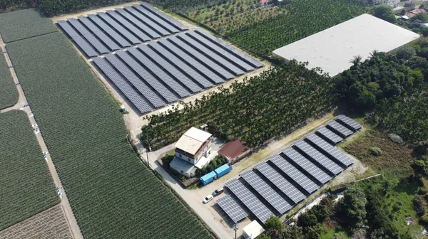 恆利綠能位於屏東縣內埔鄉的太陽能電廠圖1.jpg