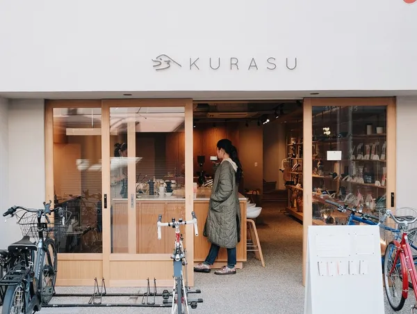 KURASU × WHOSMiNG