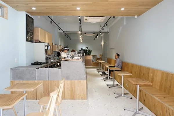 REC COFFEE天神南商店.jpg