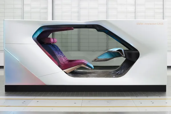 BMW i Interaction EASE