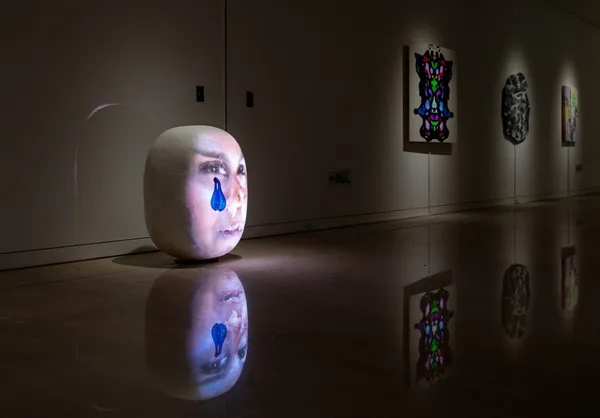 高美館- 黑盒-幻魅於形 : 湯尼．奧斯勒 展覽