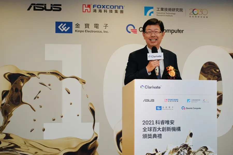 鴻海證實對旺宏6吋晶圓廠有興趣，劉揚偉：掌握重要製程零件攸關未來發展