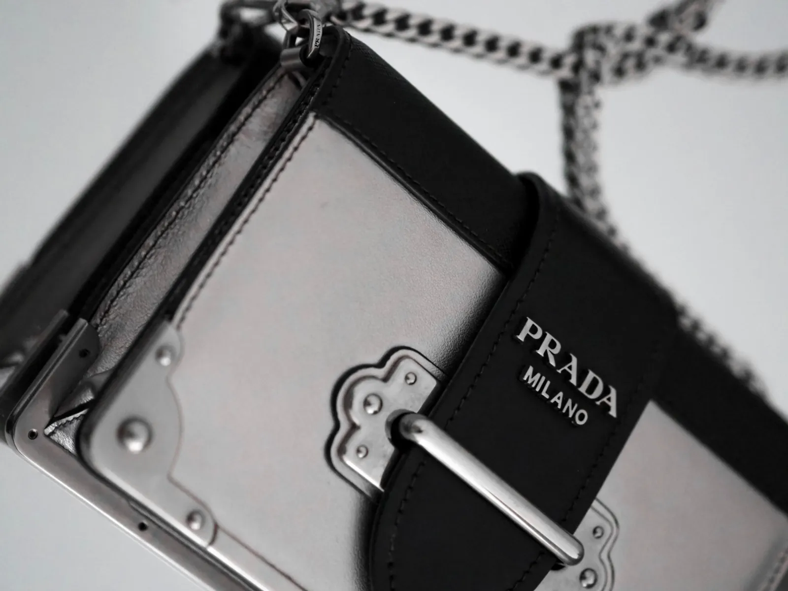 LVMH 聯手 Prada、歷峰集團合組區塊鏈聯盟，除了「打假」還有哪些優勢？