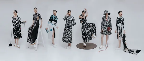 7套以不同的織品技藝拆解重組水墨線條.jpg