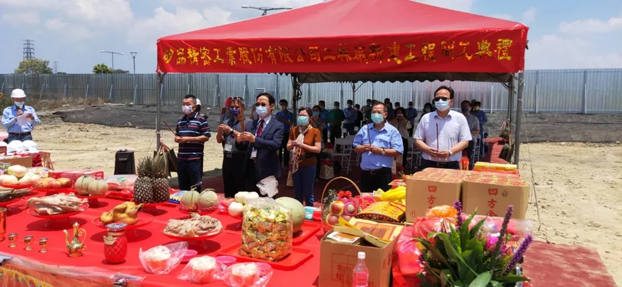 矽品砸800億建二林新廠，搶卡位下波晶片高峰！還沒落成先祭61K高薪搶人才