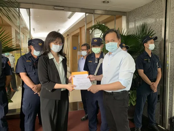 東元改革派赴證期局陳情