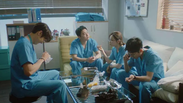 機智醫生生活 第二季 Netflix 02.jpg