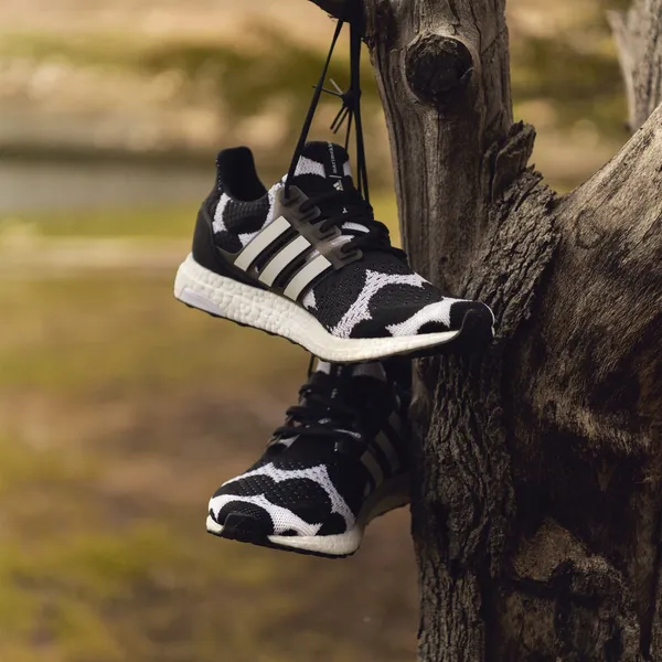 adidas x marimekko聯名系列 產品情境照-5.jpg