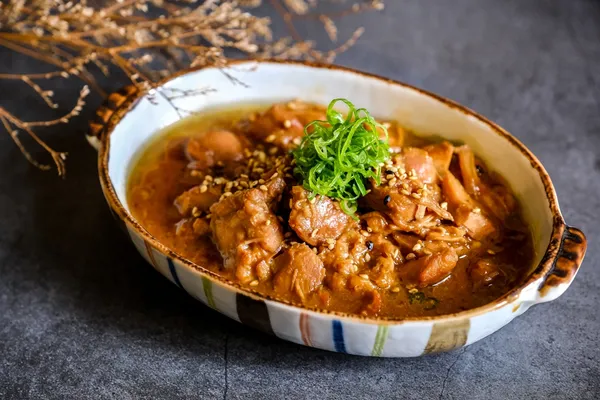 有趣市集-酒肉好友-阿鑫小料理＿桂丁雞土手煮 (圖 KKday提供).jpg
