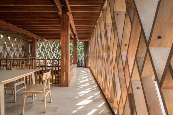 印尼微型圖書館Warak Kayu