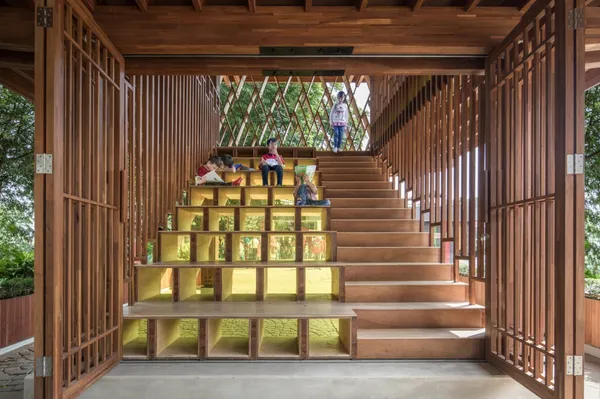印尼微型圖書館Warak Kayu