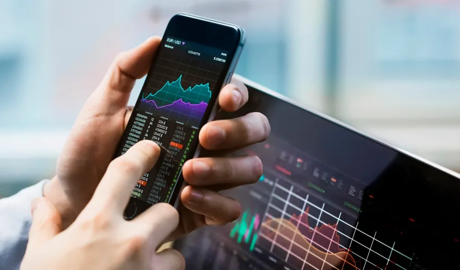 無接觸金融服務夯，用網銀App開戶投資成為市場趨勢
