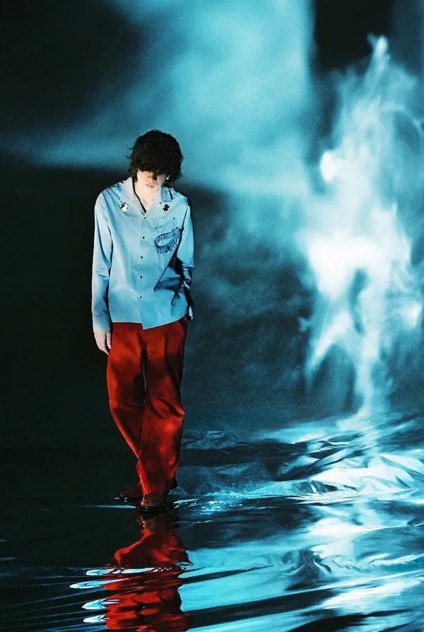 米津玄師「Pale Blue」單曲包裝設計11.jpeg