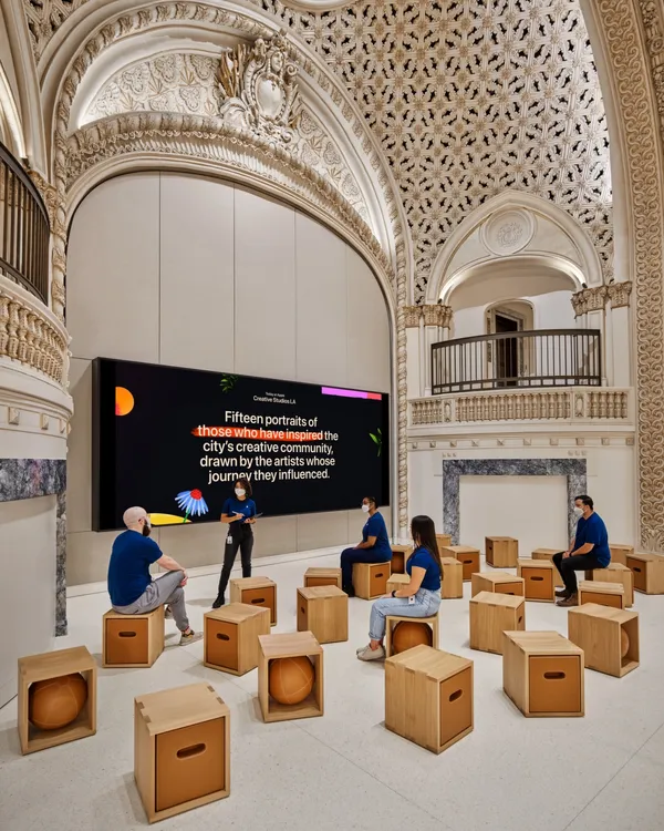Apple 洛杉磯劇院店 05.jpg