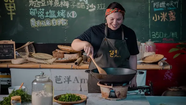 季節食材變身私廚料理！芭洋Amis美饌創新傳統，用鹽烤魚、野菜湯傳承阿美族文化