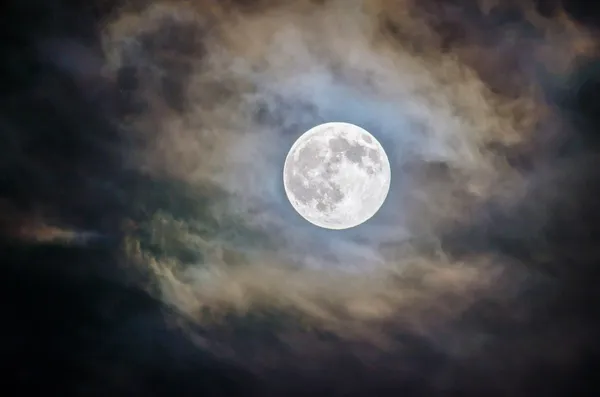 moon-halo