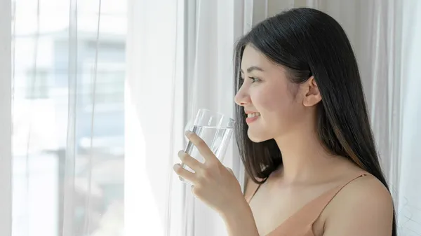 beautiful-beauty-woman-asian-cute-girl-feel-happy-