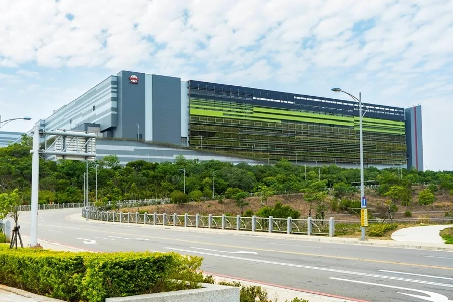 聯電、力積電等半導體猛建廠，國產建材吃7成科技廠辦業績、6月營收漲幅近25%