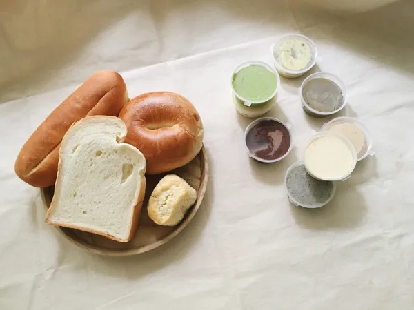蜷尾家パン_愛情麵包箱