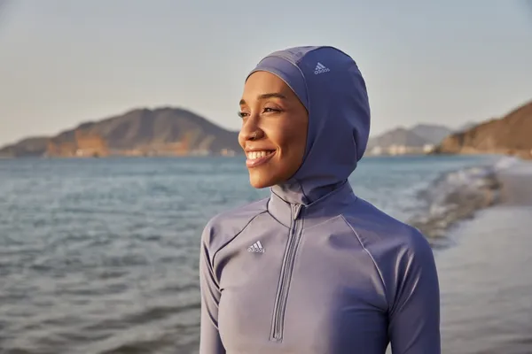 Adidas 全罩式泳衣 01.jpg