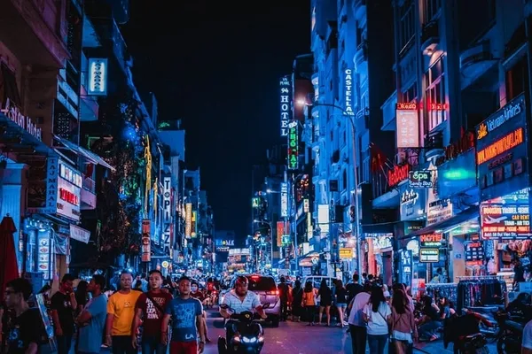 胡志明市