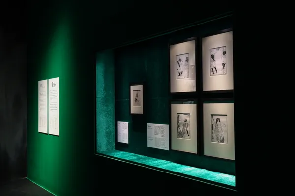 Tim Walker特展-第二展區2-3筆墨-英國插畫家奧伯利．比亞茲萊手繪稿.JPG