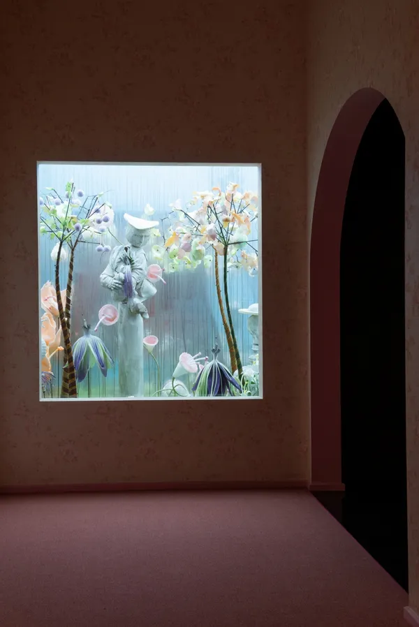 Tim Walker特展-第二展區2-5寶盒 -拍攝布景搬入展場.jpg