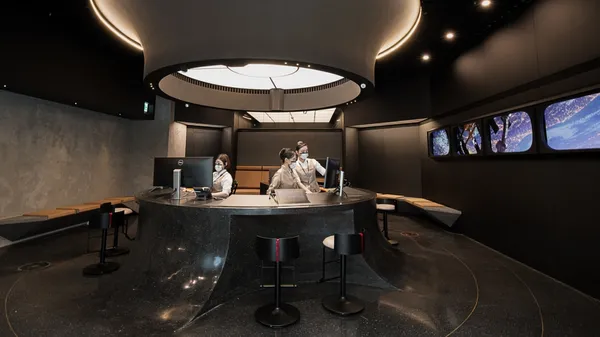 星宇航空形象門市新開幕！如太空艦橋的票務櫃檯、彷太空艙窗景的影⾳牆等設計亮點